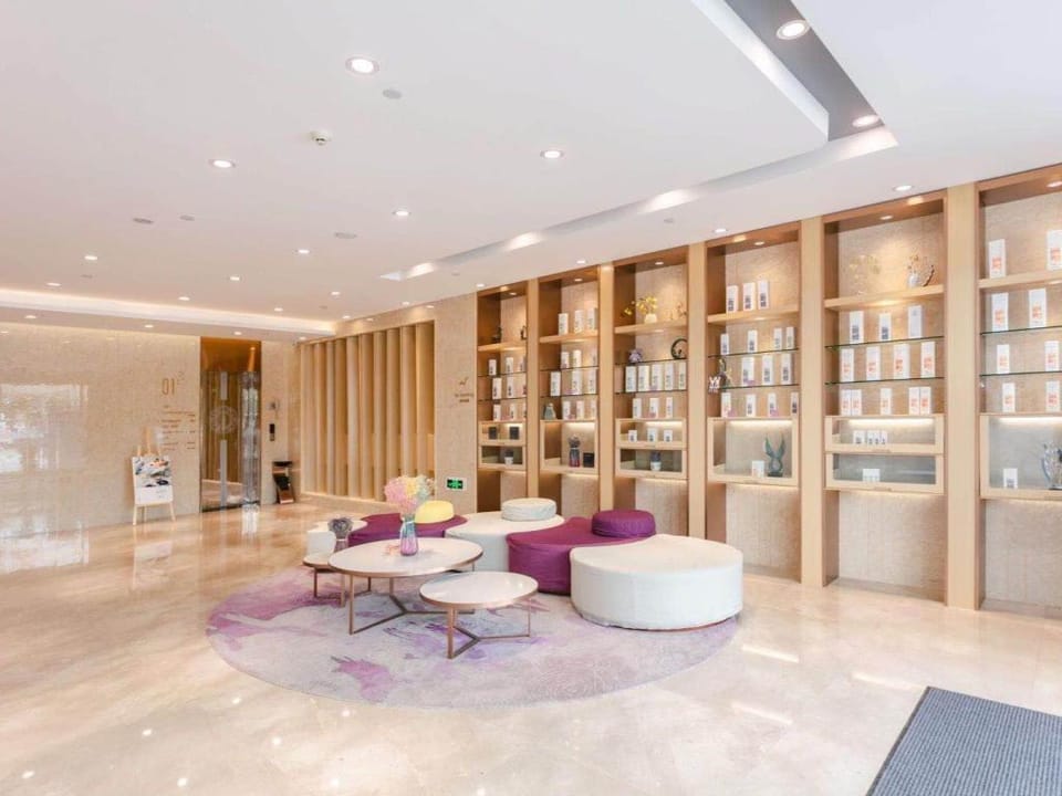 Lavande Hotel Shenzhen Pingshan High-Speed Railway Station Hotel in Shenzhen