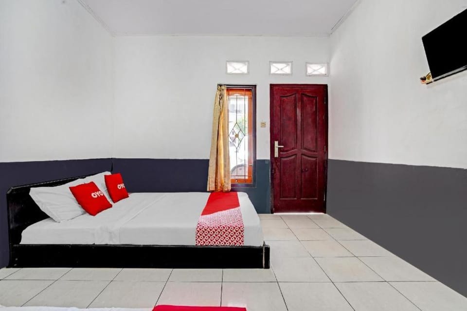 OYO 90405 Penginapan Sasti Kuningan Hotel in West Java