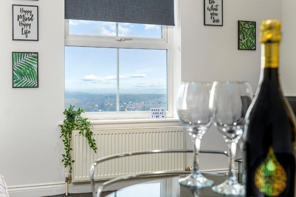 Liquorice Suite Apartment in Lincoln