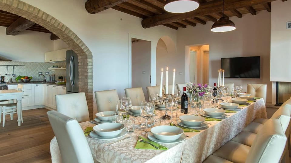 La Vecchia Fonte 15, Emma Villas Villa in Volterra
