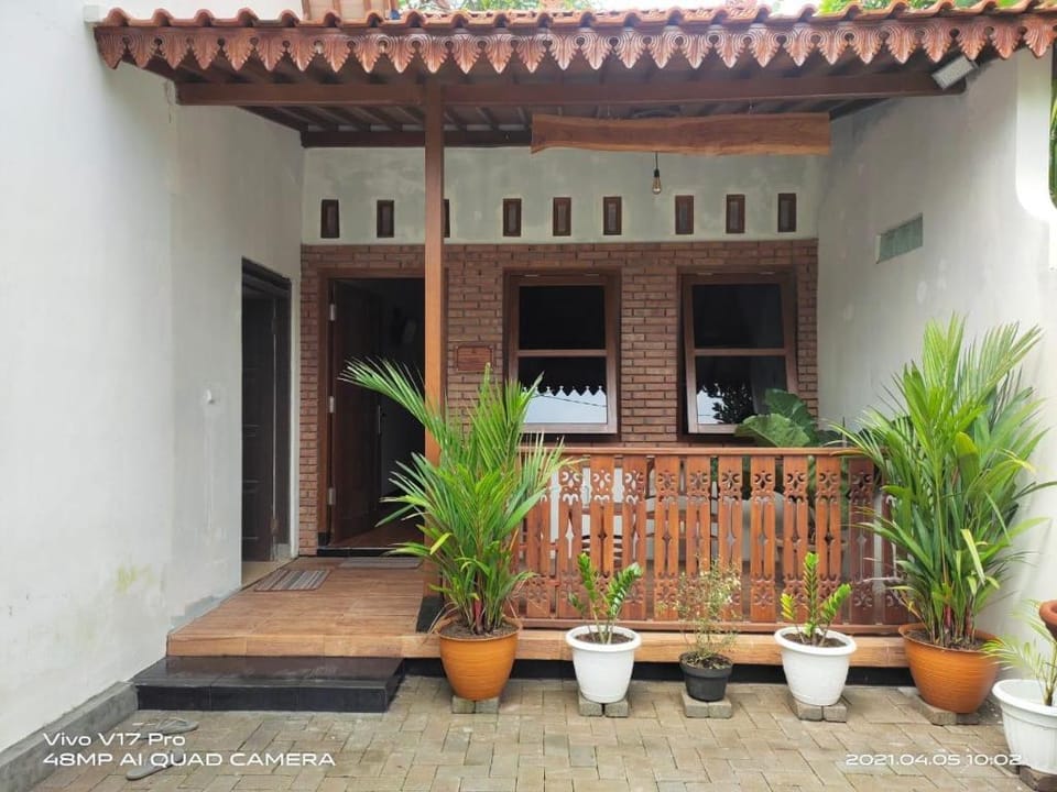 Mudhia Homestay Vacation rental in Indonesia