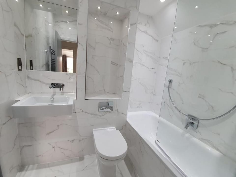 Deluxe 2 Bedroom Apartment Apartment in London Borough of Ealing
