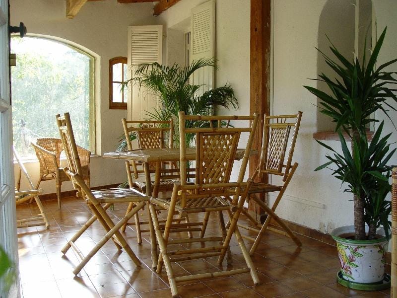 Family Apartment, 2-8 People, In Provence Mas 16th Cent, Pool, Garden, Parking Apartment in French Riviera