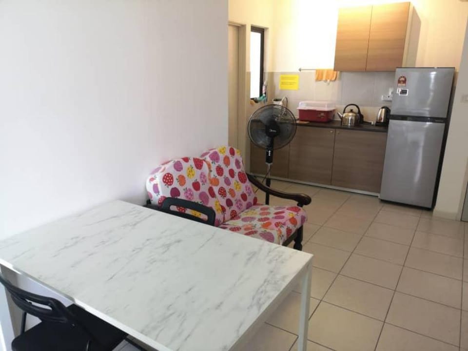 Cozy Bedroom 4  Next to LRT Station in Bukit Jalil Vacation rental in Federal Territory of Kuala Lumpur