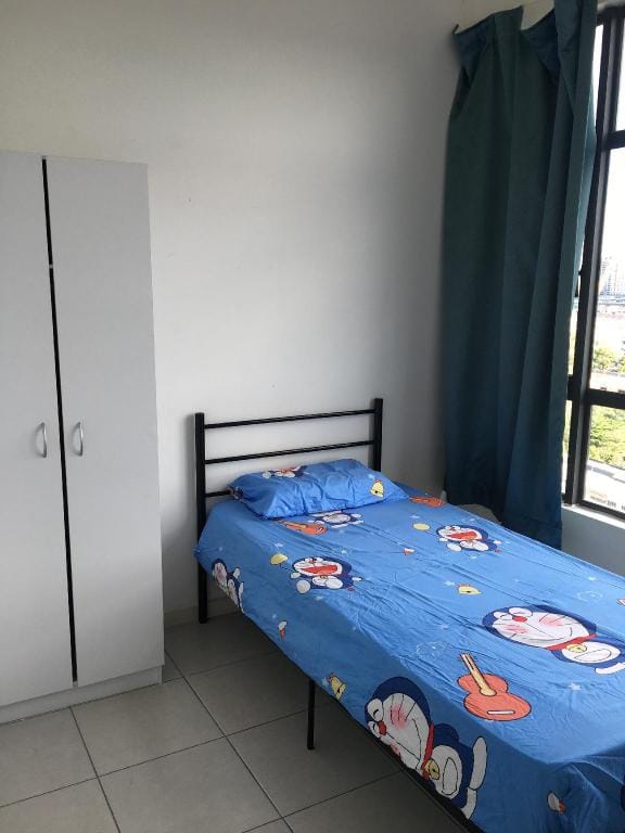 Cozy Bedroom 4  Next to LRT Station in Bukit Jalil Vacation rental in Federal Territory of Kuala Lumpur