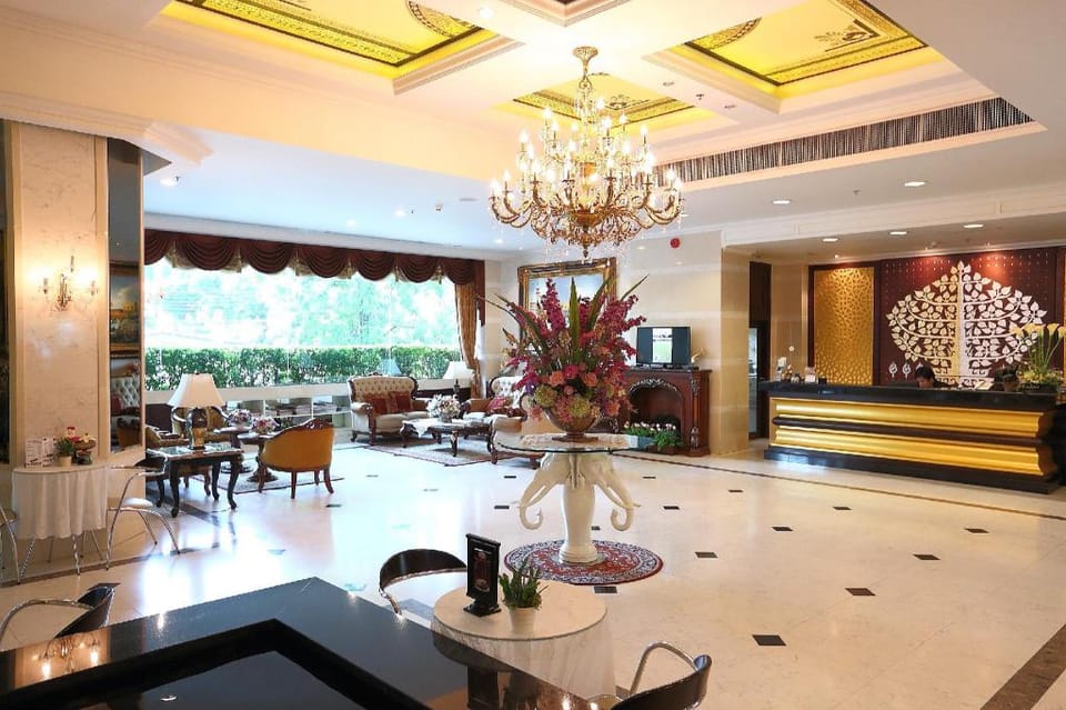 Piyathip Place Apartment in Bangkok