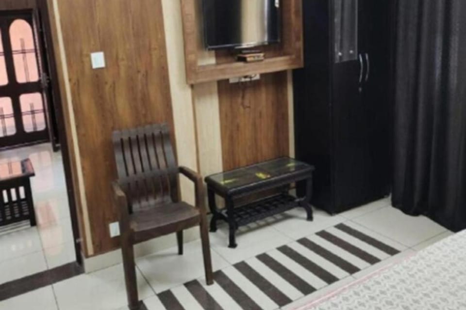 Kumar Home Stay by StayApart Vacation rental in Punjab, India