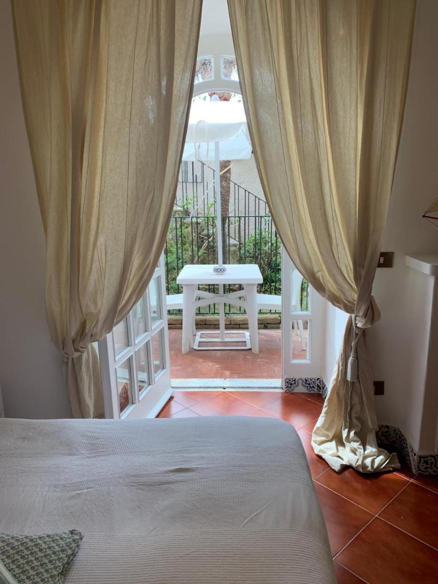 Casa Nenna, centro di Forio Apartment in Forio