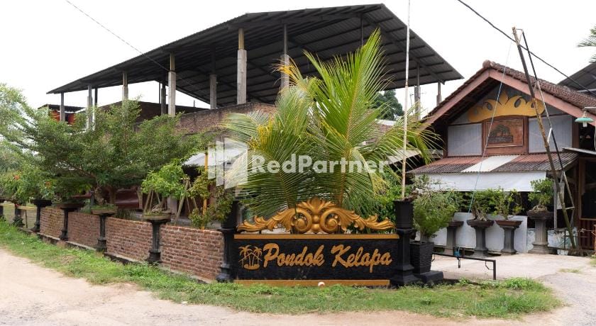 Pondok Kelapa Homestay near Unila Lampung RedPartner Vacation rental in Indonesia