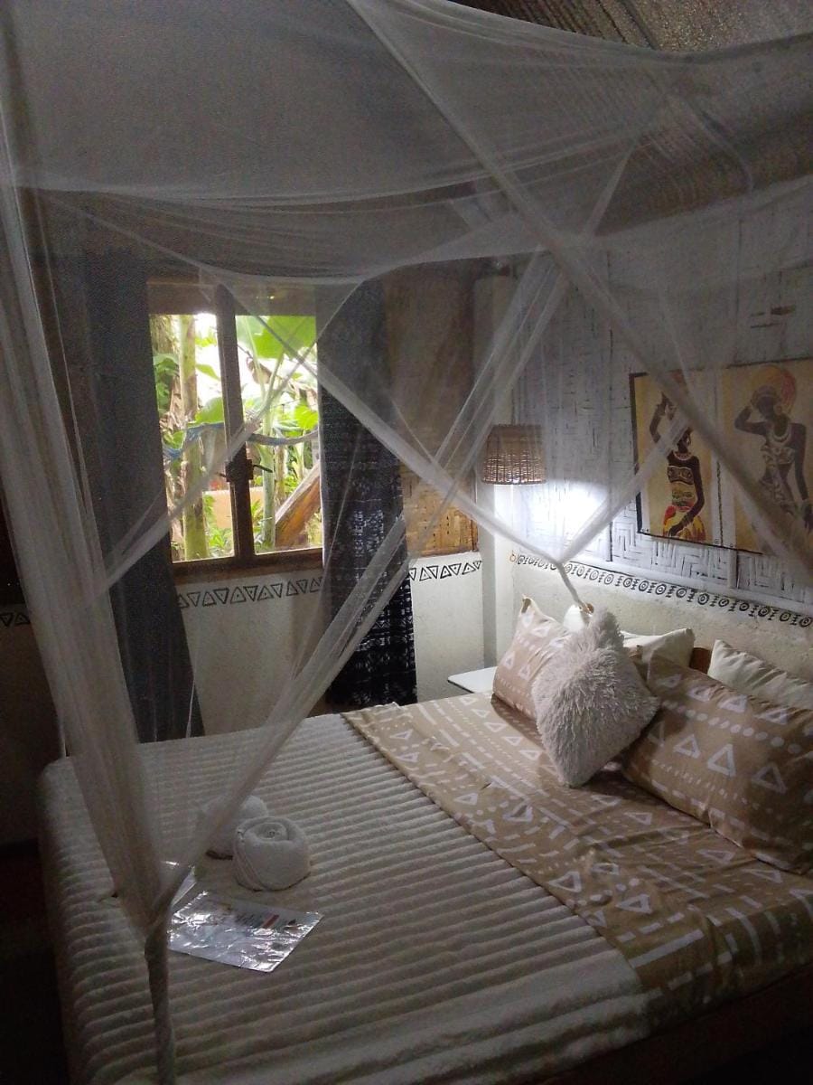 Two crazy monkeys Inn in Central Visayas