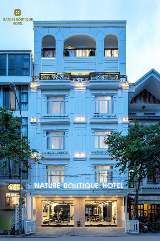 Nature Boutique Hotel - Nguyen Thi Nghia Hotel in Dalat