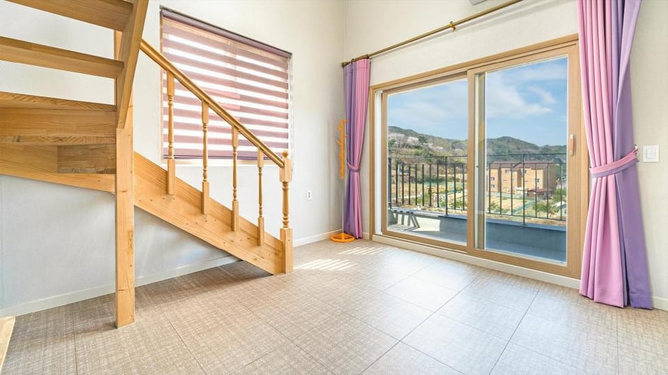 samcheok aramaru pension Bed and Breakfast in South Korea