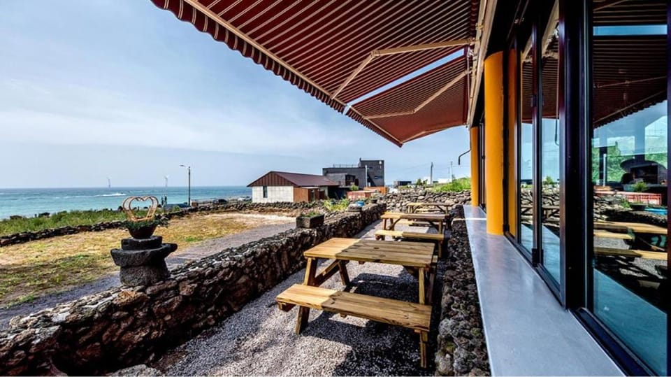 Jeju Woljeongri Pungcha Pension Bed and Breakfast in South Korea