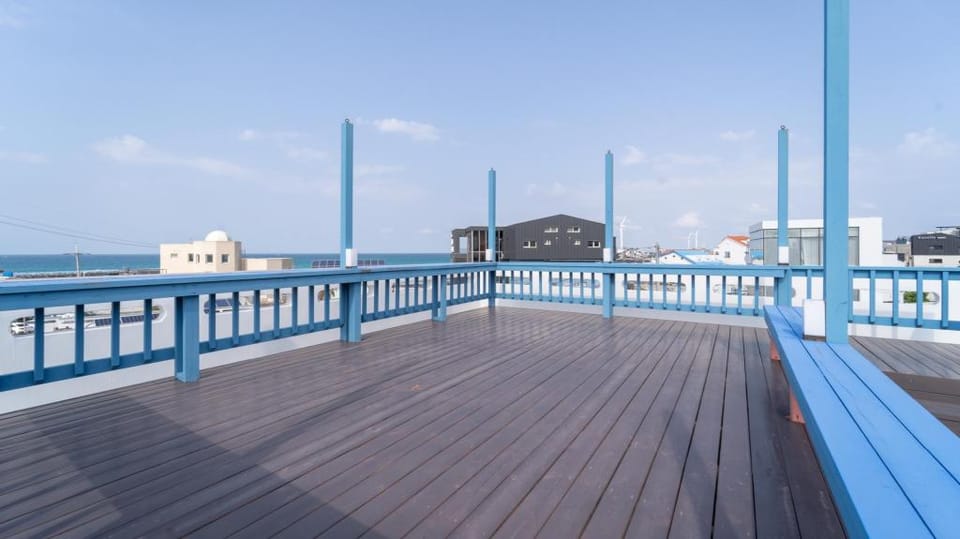 jeju tunanghouse pension Bed and Breakfast in South Korea
