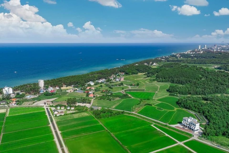 Gangneung Attirangce Poolvilla and Spa Pension Pet Friendly Bed and Breakfast in South Korea