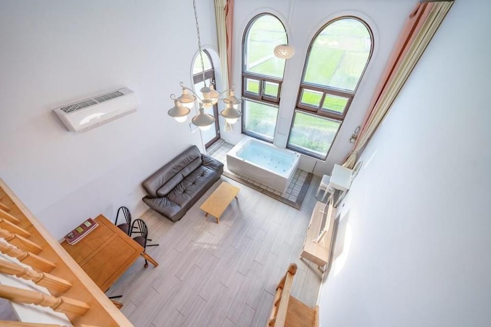 Gangneung Attirangce Poolvilla and Spa Pension Pet Friendly Bed and Breakfast in South Korea