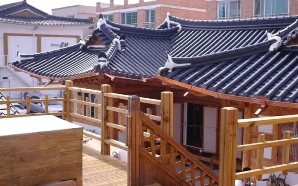 Jeonju Hanok Maeul Sukbak Hyangchon Bed and Breakfast in South Korea