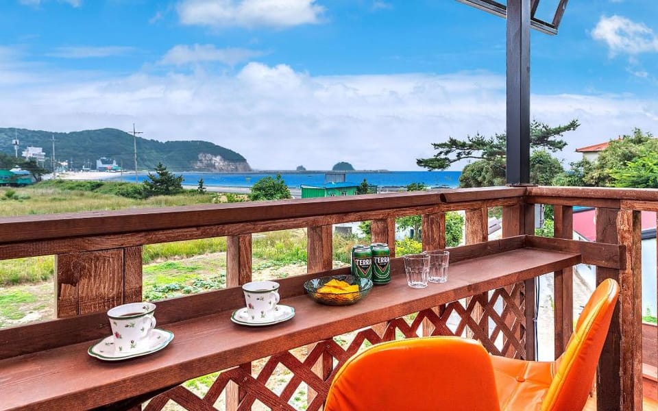 Anmyeondo Taean Rishuchae Pension Bed and Breakfast in South Korea