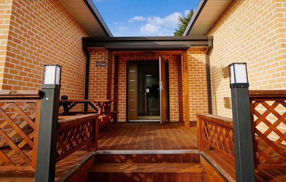 Jeongeup Mimi House Pension Bed and Breakfast in South Korea