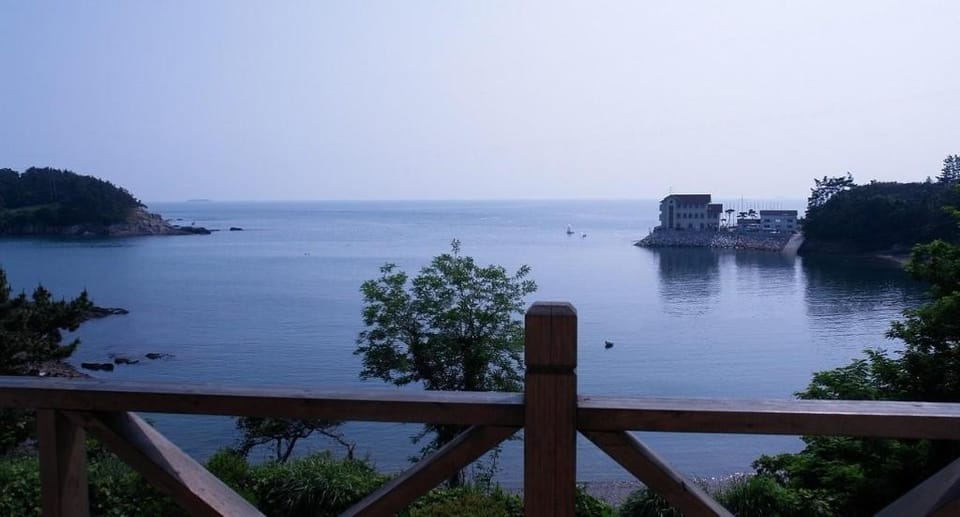 Buan Badatgaeui Chuoek Pension Bed and Breakfast in South Korea