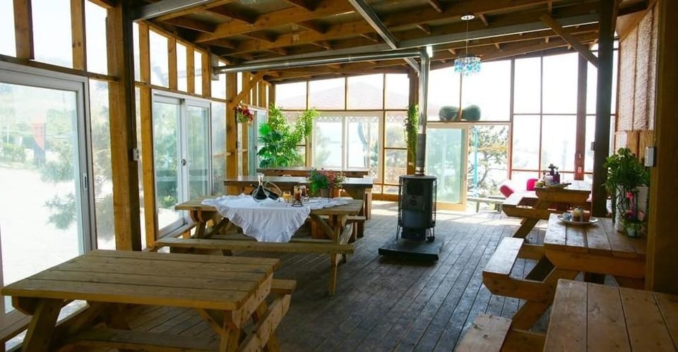 Buan Badatgaeui Chuoek Pension Bed and Breakfast in South Korea