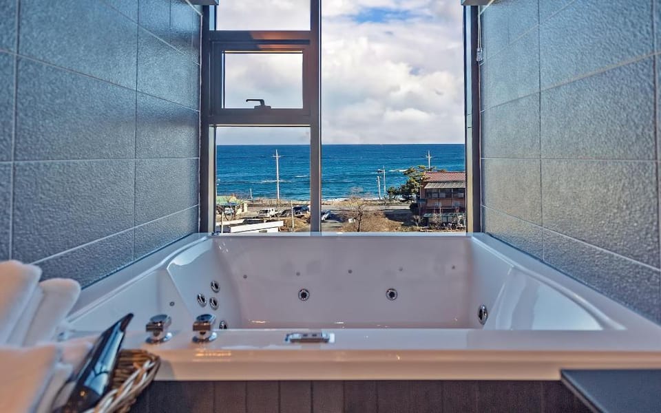 Hakonae Spa Pension Bed and Breakfast in South Korea