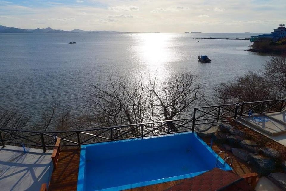 Byeonsanbando Badajeonmangdae Pension Bed and Breakfast in South Korea