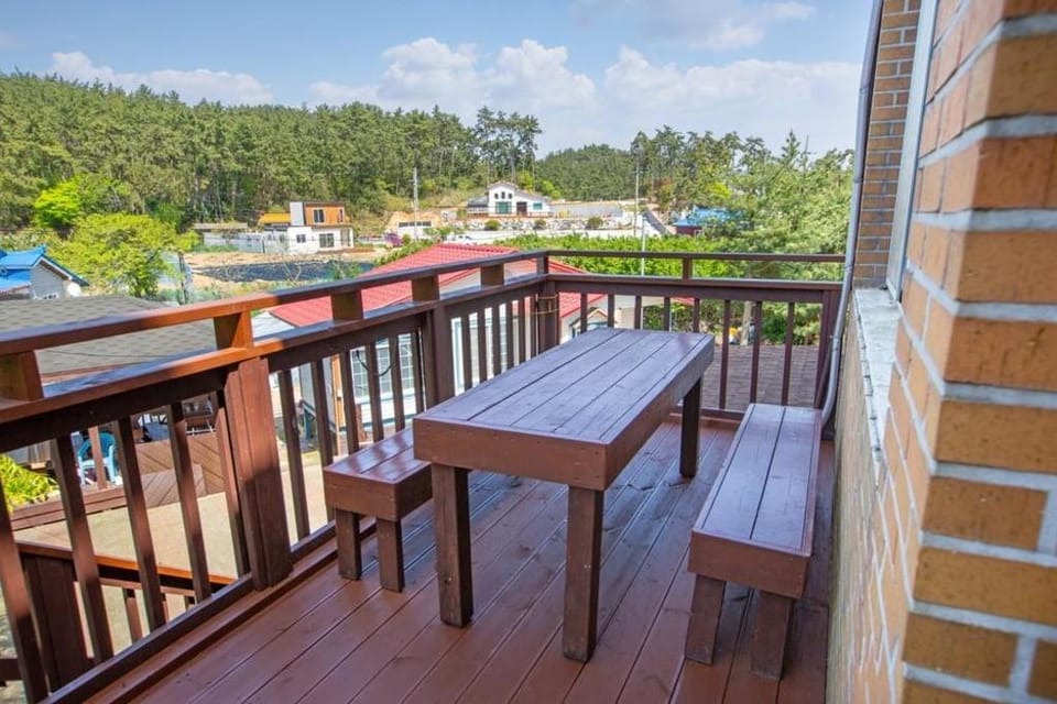 Solbaramsori Pension Bed and Breakfast in South Korea