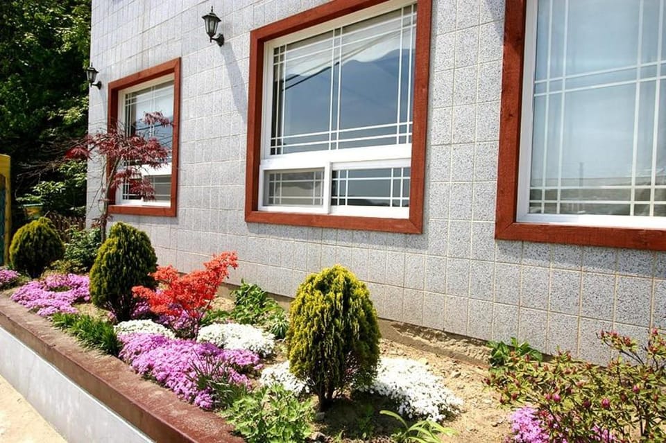 Cheonripo Condo Bed and Breakfast in South Korea