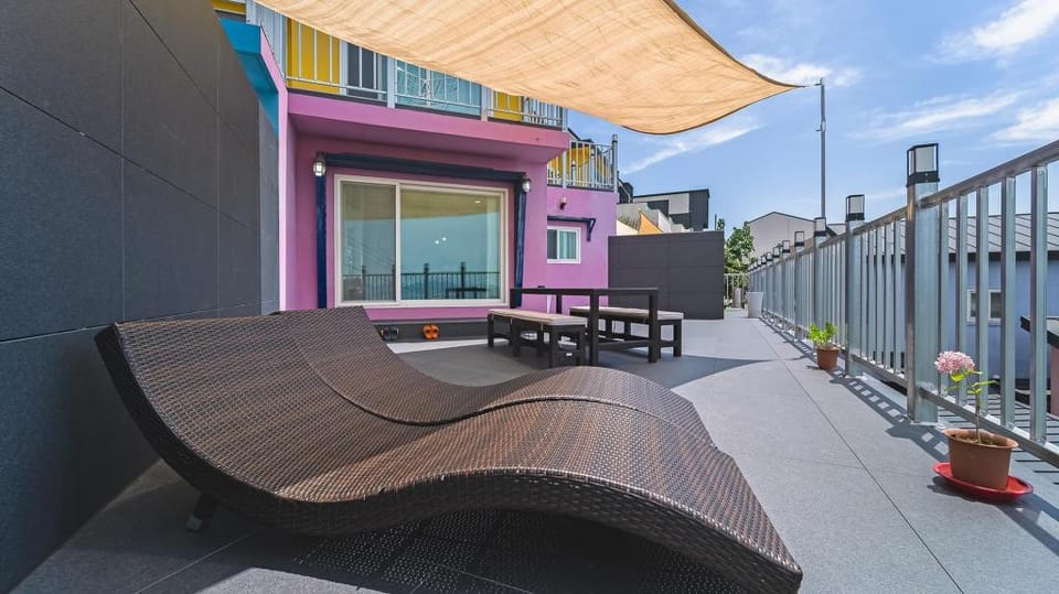 Namhae Gooreamyelmae Pension Bed and Breakfast in South Korea