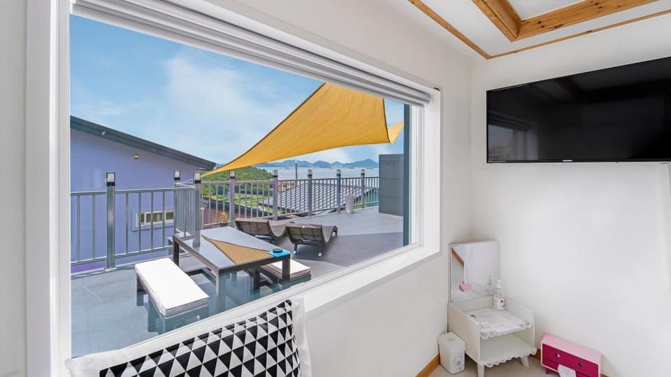 Namhae Gooreamyelmae Pension Bed and Breakfast in South Korea