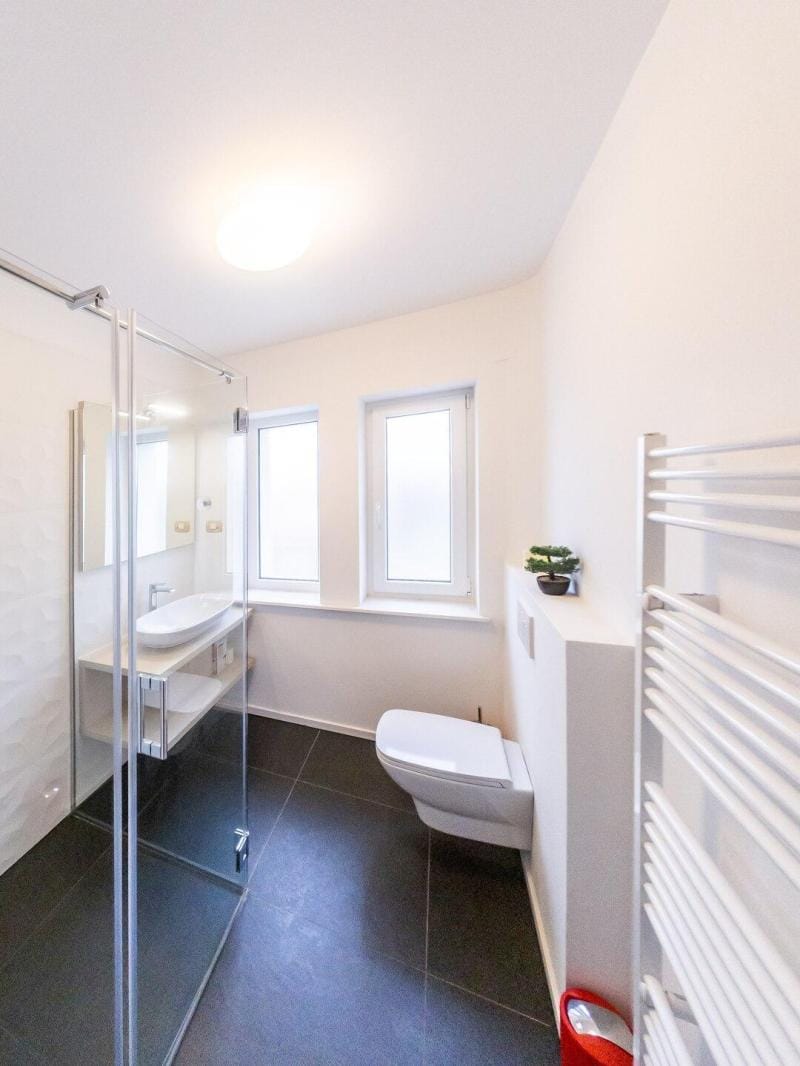 Kamr'ca - room 6 with kitchen & private bathroom Apartment in Ljubljana