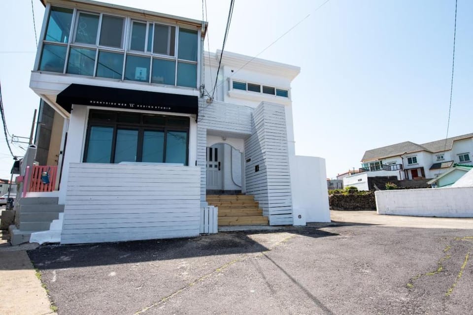 M00N `s Stay102호 Vacation rental in South Korea