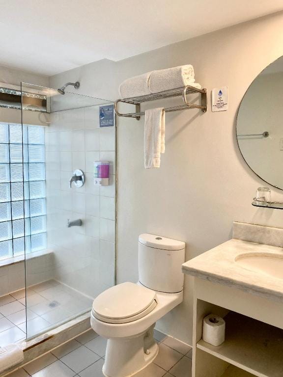 Stay @201 Clipper House, Free WiFi, BIG ROOM Apartment in Makati