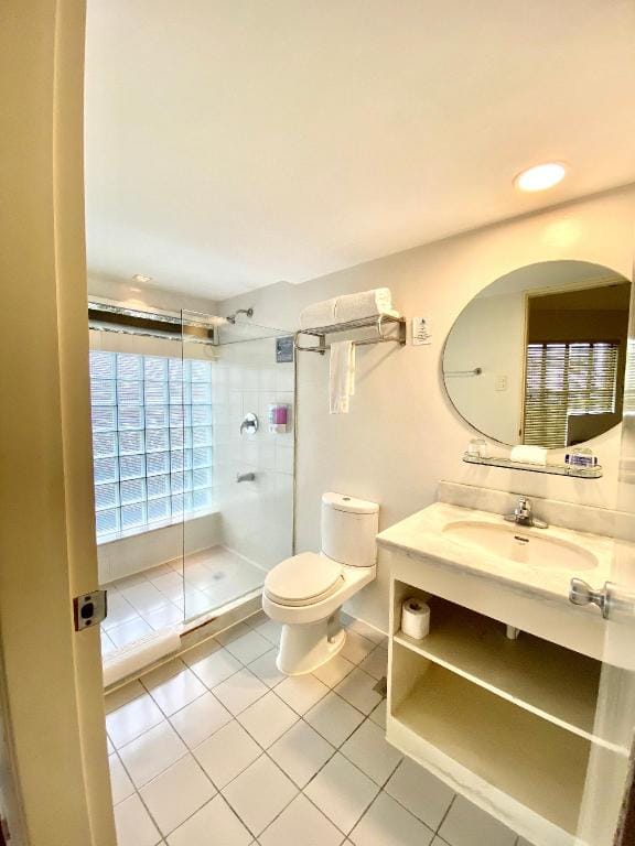 Stay @201 Clipper House, Free WiFi, BIG ROOM Apartment in Makati