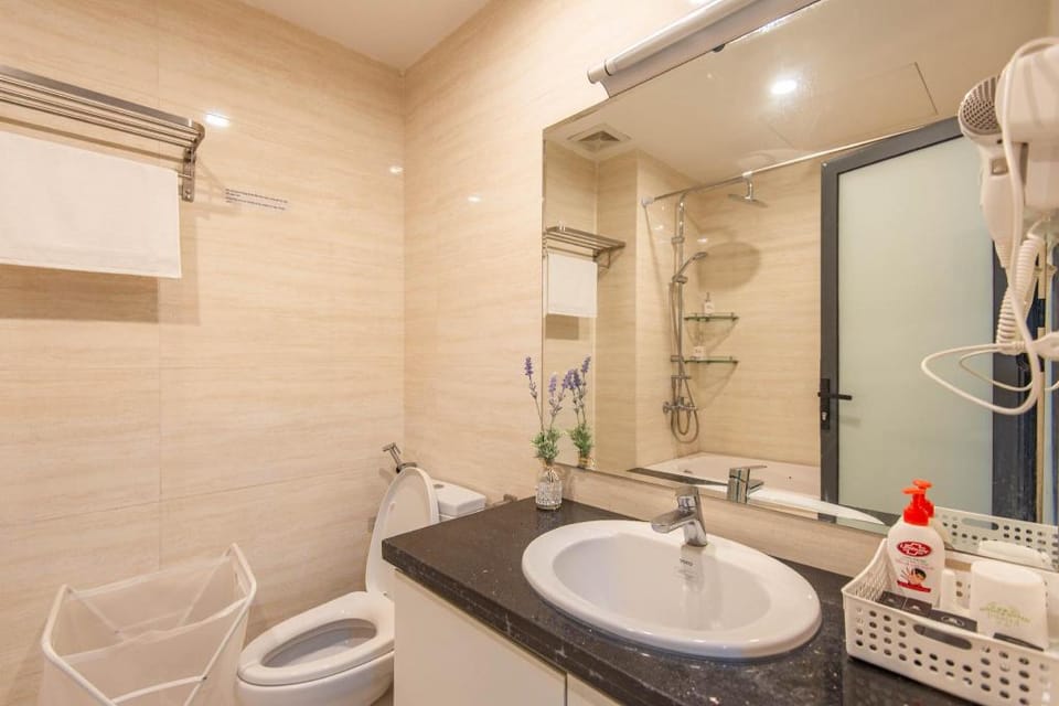 Cozy 1BR apartment in Linh Lang, Ba Dinh Apartment in Hanoi