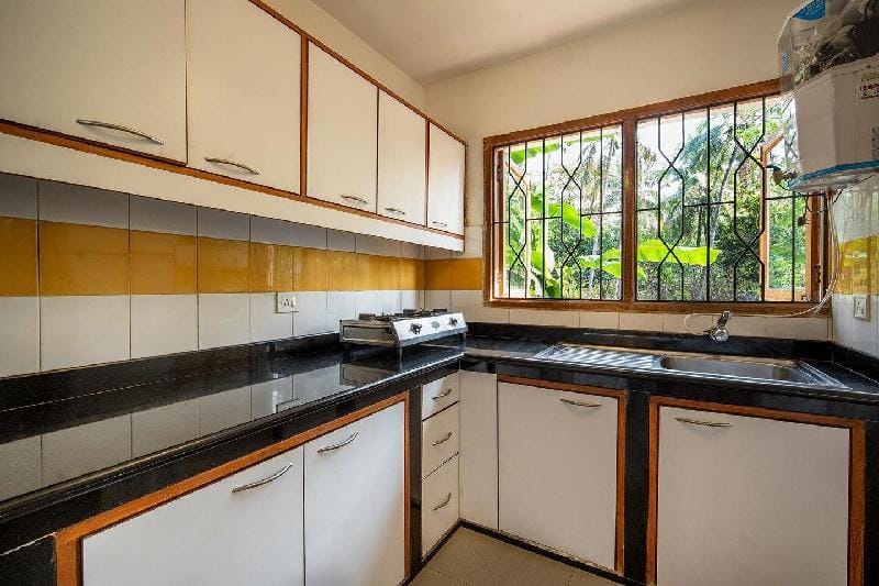 StayVista at Saanu Ki Villa with free Breakfast Villa in Calangute