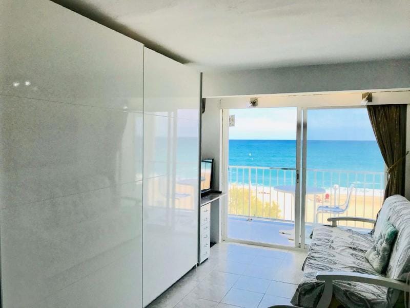 Investingspain Studio beach paradise front sea views swimming pool Apartment in Platja d'Aro