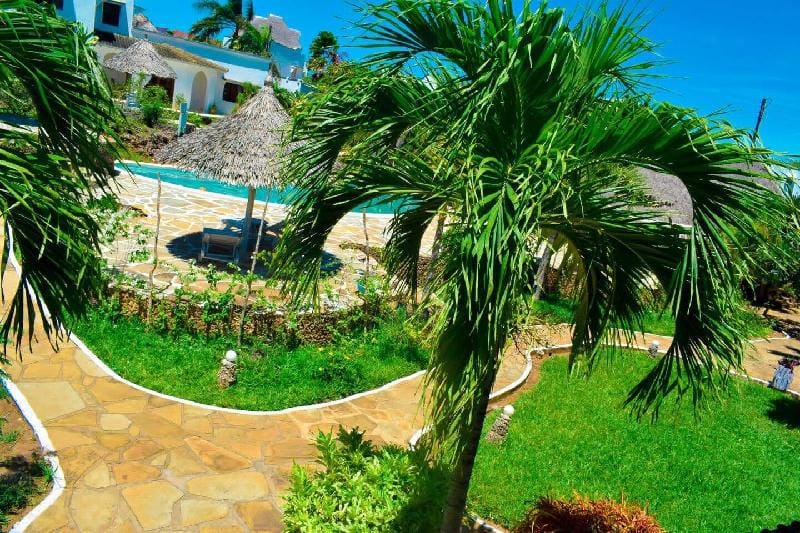 Ndovu House Villa - Home of Tranquil And Comfort Villa in Malindi