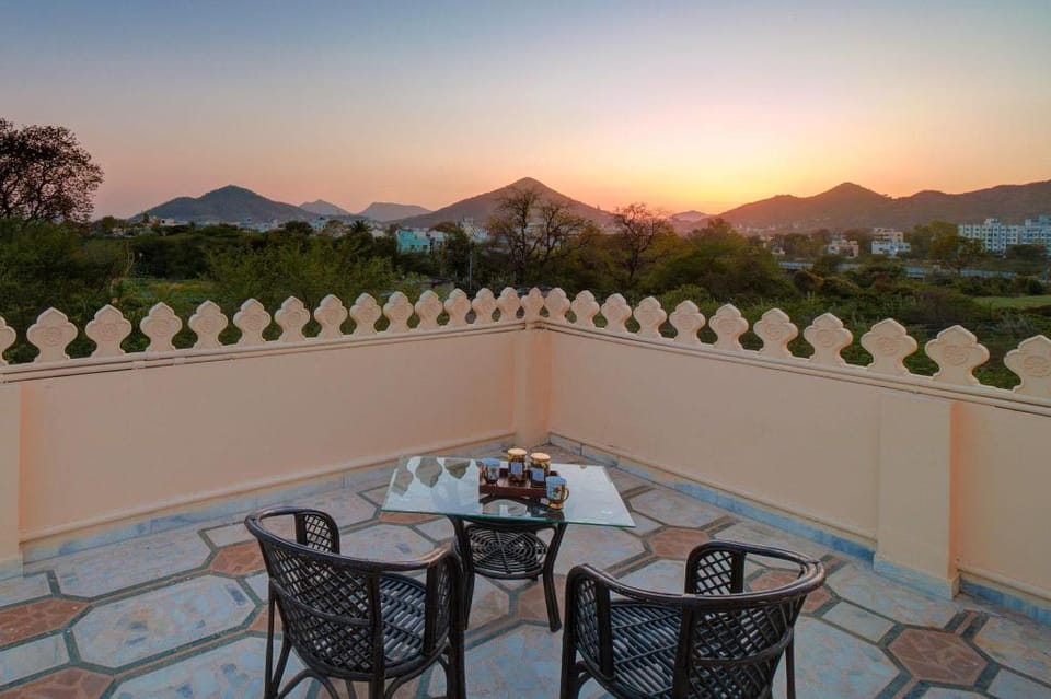 Udaikot by VEO - Part of StayVista Vacation rental in Udaipur
