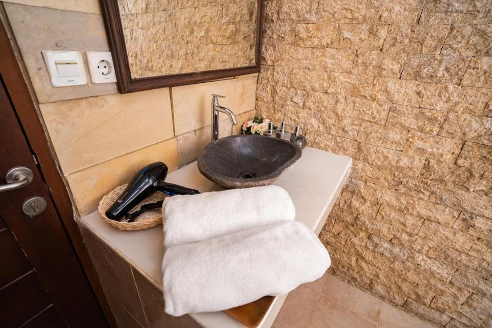 Two Bedroom Private Pool Villa with Ricefield View Villa in Ubud