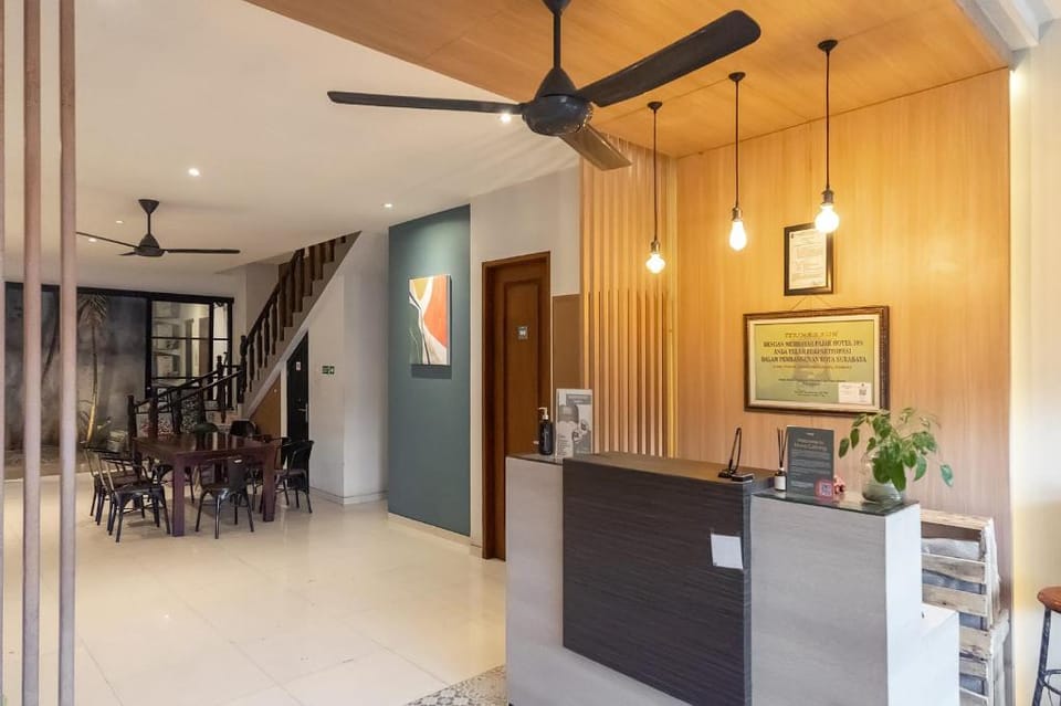 Mono Coliving Kencana Surabaya Hotel in Surabaya