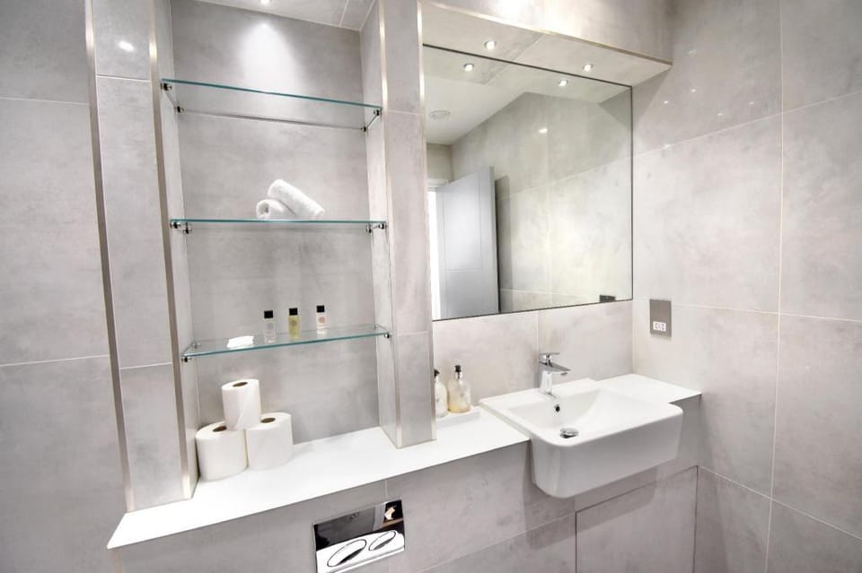 Spacious 1 Bed Apartment Apartment in London Borough of Ealing
