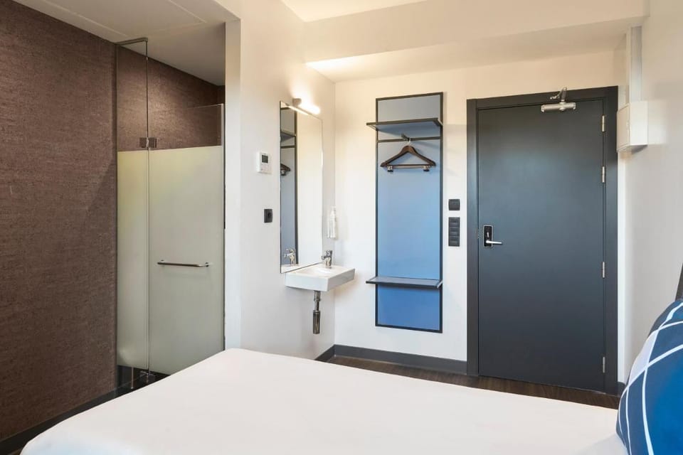 Four Points Flex by Sheraton Malaga Centre Bed and Breakfast in Malaga