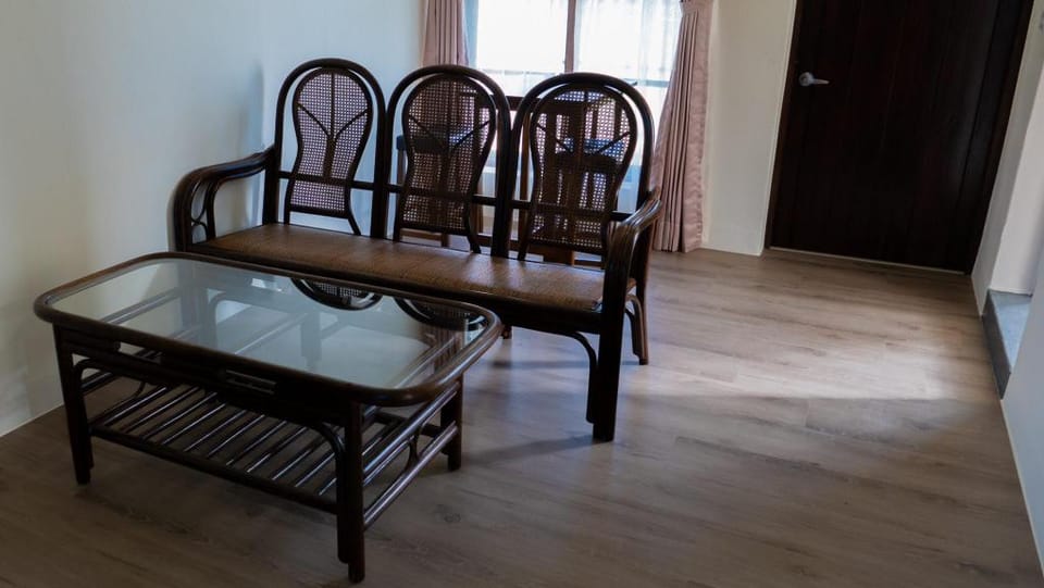 Stationmaster dormitory 時光驛站 站長宿舍-在地慢遊、鐵道露營 Vacation rental in Taiwan, Province of China
