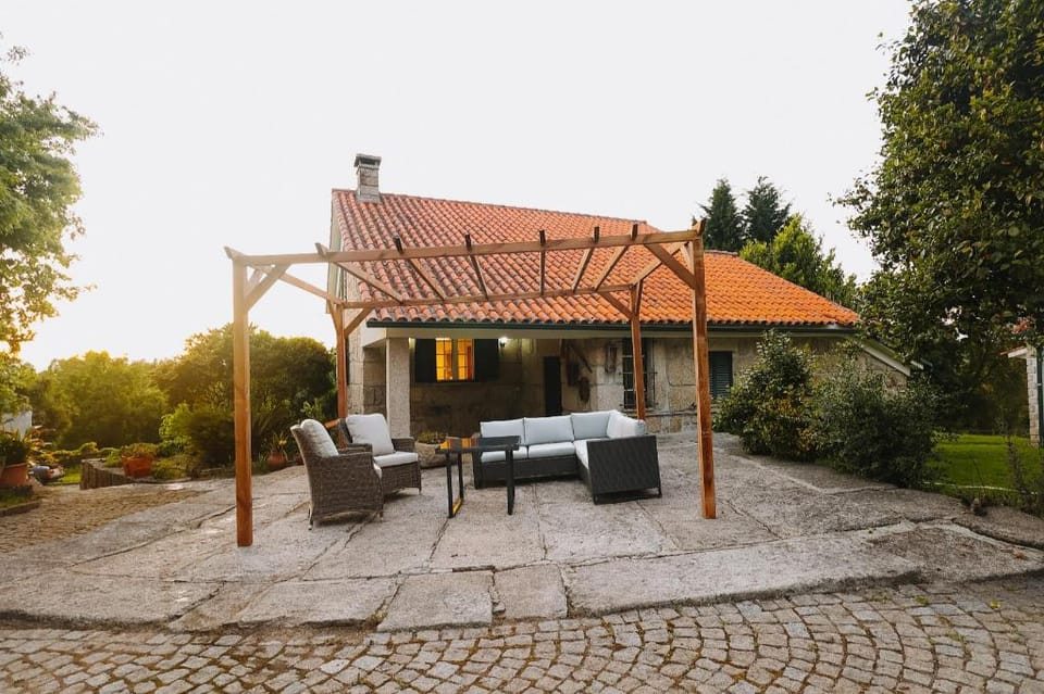 Quinta dos Manteiros com Piscina Coberta Vacation rental in Coimbra District, Portugal