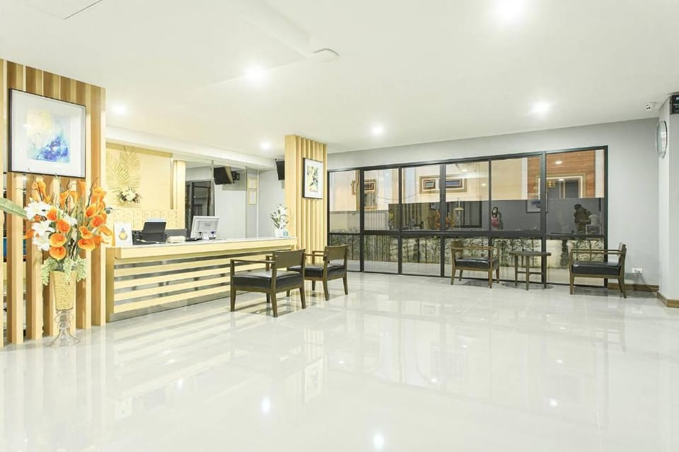 CHANAPAT HOTEL Apartment in Chiang Mai