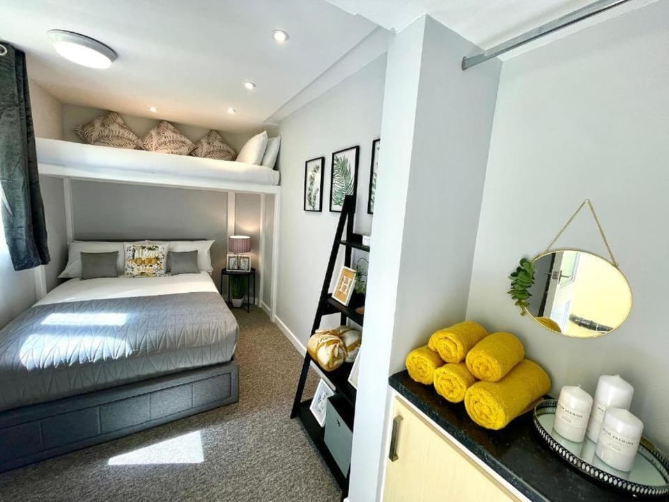 Brighton Hot Tub Apartments Apartment in Brighton