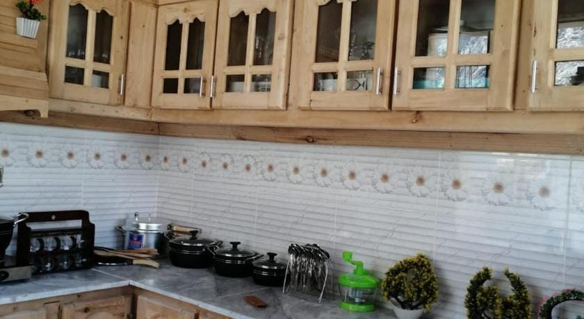 Tourist Guest House Bed and Breakfast in Pakistan