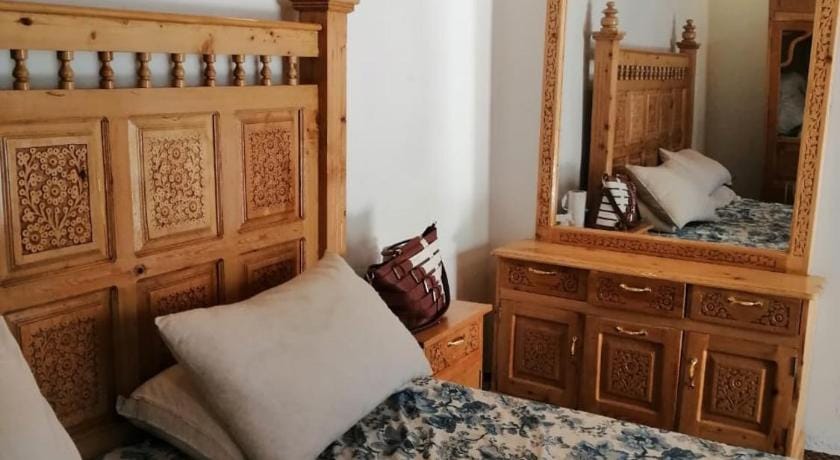 Tourist Guest House Bed and Breakfast in Pakistan